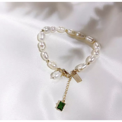 Serena Freshwater Pearl Emerald Square Pendant Bracelet - Nasimi Jewels